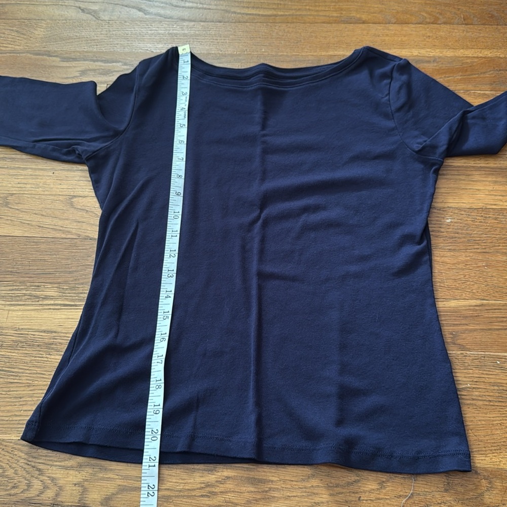 🫐 Talbots petite navy blue boatneck top with 3/4 sleeves. Size S petite. - Picture 5 of 7